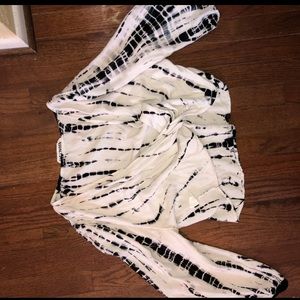 Twisted front cropped top